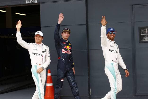 Motorsports: FIA Formula One World Championship WM Weltmeisterschaft 2016, Grand Prix of Great Britain, 6 Nico Rosberg (GER, Mercedes AMG Petronas Formula One Team), 33 Max Verstappen (NLD, Red Bull Racing), 44 Lewis Hamilton (GBR, Mercedes AMG Petronas Formula One Team), xHOCHxZWEIx