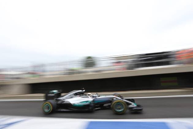 Motorsports: FIA Formula One World Championship WM Weltmeisterschaft 2016, Grand Prix of Great Britain, 44 Lewis Hamilton (GBR, Mercedes AMG Petronas Formula One Team), xHOCHxZWEIx