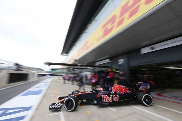 Motorsports: FIA Formula One World Championship WM Weltmeisterschaft 2016, Grand Prix of Great Britain, 26 Daniil Kvyat (RUS, Scuderia Toro Rosso), xHOCHxZWEIx