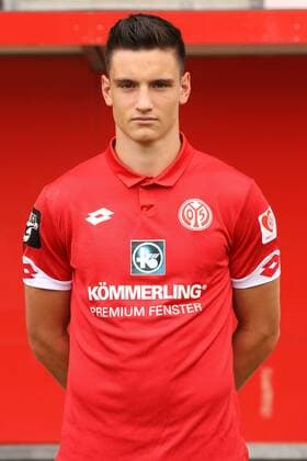 Fußball, 3. Liga, 1. FSV Mainz 05 II Porträttermin NOAH KORCZOWSKI FUSSBALL, GER, 3. LIGA, PORTRAETTERMIN 2016 17, MAINZ 05 U23, MAINZ 05 II 
