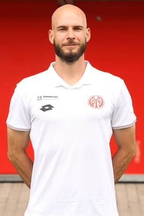Fußball, 3. Liga, 1. FSV Mainz 05 II Porträttermin SEBASTIAN SCHIMEK ATHLETIKTRAINER FUSSBALL, GER, 3. LIGA, PORTRAETTERMIN 2016 17, MAINZ 05 U23, MAINZ 05 II 