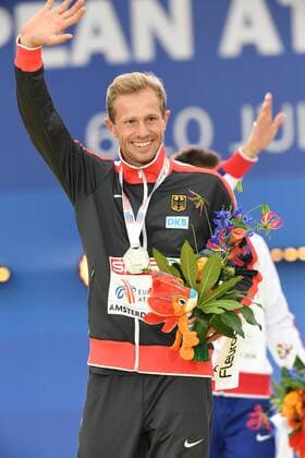 Bilder des Tages - Sport Amsterdam, Leichtathletik, Athletics, Track and Field, EAA, Leichtathletik EM Amsterdam 2016, European Championships Amsterdam, 06.07-10.07.2016, Olympiastadion Amsterdam, Hochsprung Männer Siegerehrung Eike Onnen, Bronzemedailien, Copyright Gladys Chai von der Laage