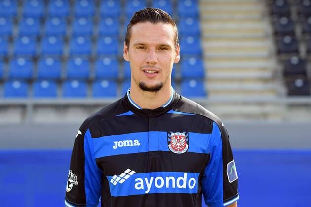 10.07.2016, Fußball, GER, 3.Liga, Portraettermin 2016 2017 FSV Frankfurt Fototermin, emspor v.l. Christopher Schorch (FSV Frankfurt) Frankfurt am Main