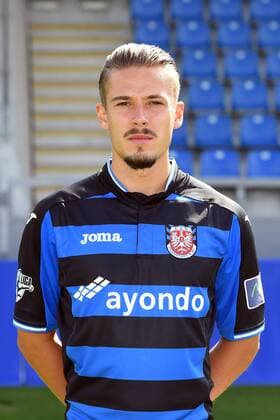 10.07.2016, Fußball, GER, 3.Liga, Portraettermin 2016 2017 FSV Frankfurt Fototermin, emspor v.l. Fabian Burdenski (FSV Frankfurt) Frankfurt am Main