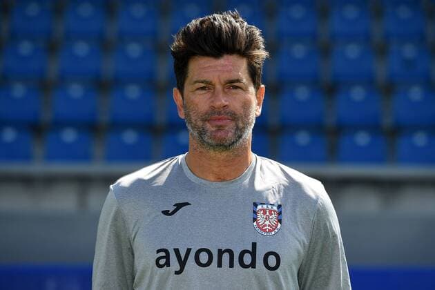 10.07.2016, Fußball, GER, 3.Liga, Portraettermin 2016 2017 FSV Frankfurt Fototermin, emspor v.l. Co Trainer Thomas Stickroth (FSV Frankfurt) Frankfurt am Main