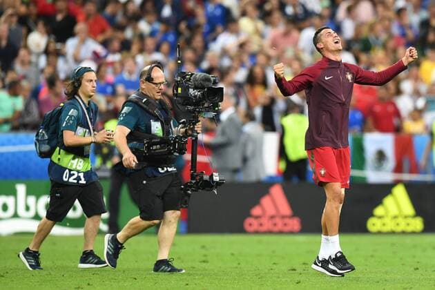 Fussball, Herren, Saison 2015 16, EM 2016 in Frankreich, Finale in Saint-Denis, Portugal - Frankreich, Jubel nach dem Abpfiff, Cristiano Ronaldo (Nr. 7, Portugal), 10.07.2016,