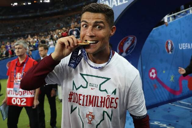 FINAL UEFA EURO EM Europameisterschaft Fussball Nationalteam 2016 MATCH IN PARIS: PORTUGAL - FRANCE CRISTIANO RONALDO  160710PYK0185