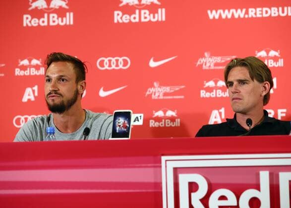 SOCCER - CL quali, RBS vs Liepaja SALZBURG,AUSTRIA,11.JUL.16 - SOCCER - UEFA Champions League, qualification, Red Bull Salzburg vs FK Liepaja, preview, press conference PK Pressekonferenz of RBS. Image shows Andreas Ulmer and sports coordinator Christoph Freund (RBS). GEPAxpictures xFelixxRoittner