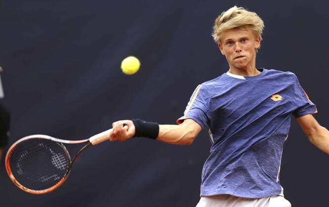 Foto : Marvin Moeller (GER) bekam eine Wildcard Tennis German Open in Hamburg Mon. 11.07.2016