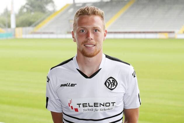 Fußball, GER, 3.Liga, Portraettermin 2016 2017, VfR Aalen, Fabian Menig ( VfR Aalen ), Aalen Copyright: Eibner-Pressefoto Langer