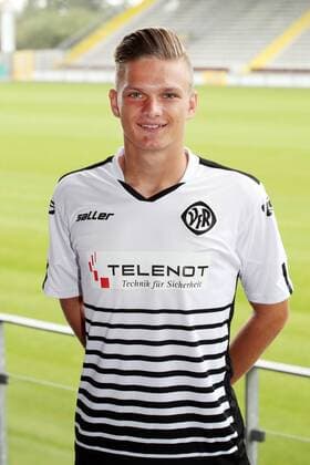 Fußball, GER, 3.Liga, Portraettermin 2016 2017, VfR Aalen, Daniel Schelhorn ( VfR Aalen ), Aalen Copyright: Eibner-Pressefoto Langer