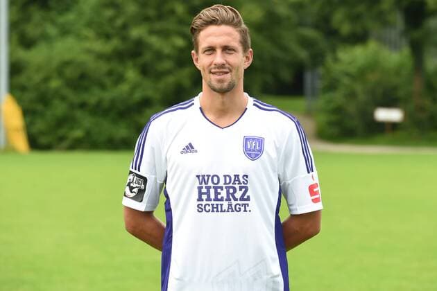 Fußball 3. Liga, Porträttermin 2016 2017 VfL Osnabrück am 12.07.2016 in der Sportpark Illoshöhe in Osnabrück Alexander Dercho (Osnabrueck) mt