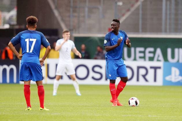 Denis Will Poha ( Frankreich ) Jean-Kevin Augustin ( Frankreich ), Frankreich vs England, U-19-Fussball-Europameisterschaft 2016 , Fussball, 12.07.2016, Heidenheim Copyright: Langer Eibner-Pressefoto EP_HLR