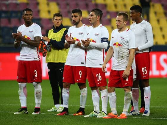 SOCCER - CL quali, RBS vs Liepaja SALZBURG,AUSTRIA,12.JUL.16 - SOCCER - UEFA Champions League, qualification, Red Bull Salzburg vs FK Liepaja. Image shows Paulo Miranda, Stefan Lainer, Munas Dabbur, Jonatan Soriano, Christian Schwegler and Bernardo Fernandes da Silva Junior (RBS). GEPAxpictures xFelixxRoittner