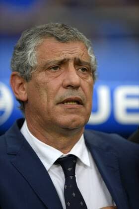 10.07.2016, Fussball EM-2016 Frankreich, Finale, Portugal - Frankreich, im Stade de France in Paris. Trainer Fernando SANTOS, (Portugal) . 