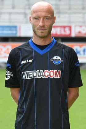 Fußball 3. Liga, Porträttermin 2016 2017 SC Paderborn 07 am 13.07.2016 in der Benteler-Arena in Paderborn Tim Sebastian (Paderborn) mt