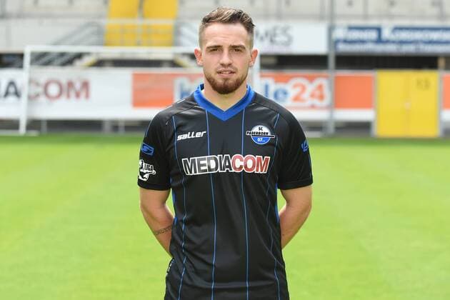 Fußball 3. Liga, Porträttermin 2016 2017 SC Paderborn 07 am 13.07.2016 in der Benteler-Arena in Paderborn Pascal Itter (Paderborn) mt