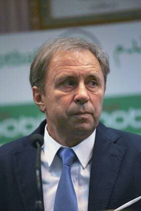 Fußball, Milovan Rajevac ist neuer Trainer der algerischen Nationalmannschaft Algeria Milovan Rajevac s new national coach in Algiers conference 
