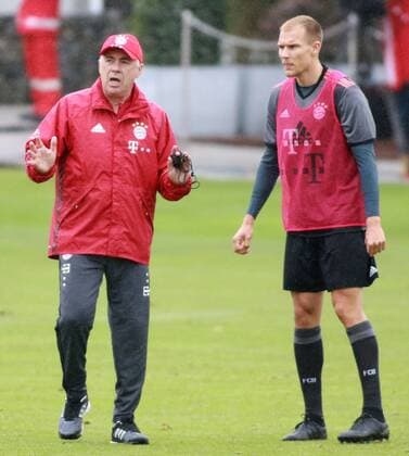 Trainer Carlo Ancelotti, Holger Badstuber Fussball 1.BL FC Bayern München 14.07.2016 Training