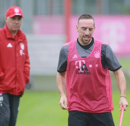 Franck Ribery, Trainer Carlo Ancelotti Fussball 1.BL FC Bayern München 14.07.2016 Training