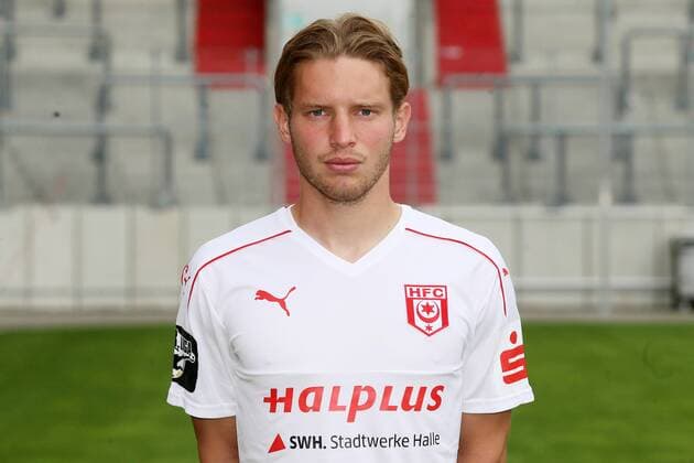 Hallescher FC Fußball Saison 2016-17 Halle Saale, 14.07.2016, Fußball, 3.Liga, GER, Porträttermin 2016 2017. , Hallescher FC , Im Bild: Florian Brügmann Bruegmann ,
