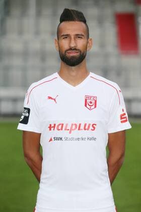 Hallescher FC Fußball Saison 2016-17 Halle Saale, 14.07.2016, Fußball, 3.Liga, GER, Porträttermin 2016 2017. , Hallescher FC , Im Bild: Benjamin Pintol ,