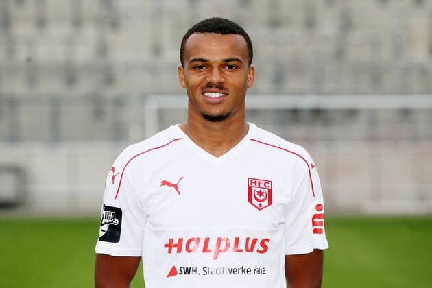 Hallescher FC Fußball Saison 2016-17 Halle Saale, 14.07.2016, Fußball, 3.Liga, GER, Porträttermin 2016 2017. , Hallescher FC , Im Bild: Marvin Ajani,