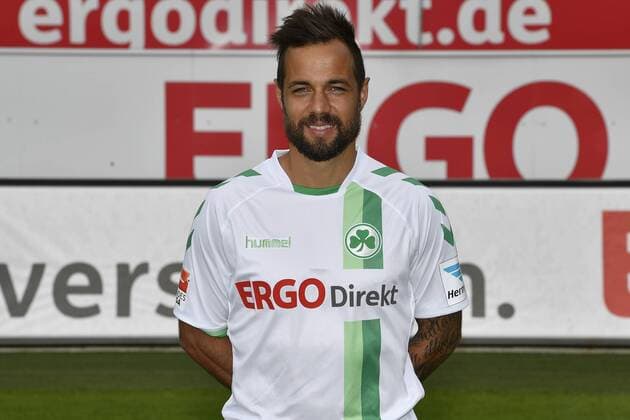 14.07.2016 - SpVgg Greuther Fürth Fuerth - 2. Fußball Bundesliga BL - Saison 2016 2017 - Fototermin Porträttermin - - Sebastian Heidinger (29, SpVgg Greuther Fürth ) - Einzelbild Einzelfoto Portrait Porträt Kopfbild