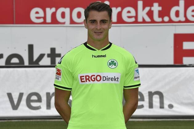 14.07.2016 - SpVgg Greuther Fürth Fuerth - 2. Fußball Bundesliga BL - Saison 2016 2017 - Fototermin Porträttermin - - Sebastian Mielitz (1, SpVgg Greuther Fürth ) - Einzelbild Einzelfoto Portrait Porträt Kopfbild