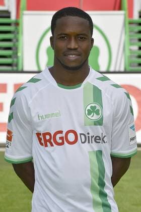 14.07.2016 - SpVgg Greuther Fürth Fuerth - 2. Fußball Bundesliga BL - Saison 2016 2017 - Fototermin Porträttermin - - George Davies (25, SpVgg Greuther Fürth ) - Einzelbild Einzelfoto Portrait Porträt Kopfbild