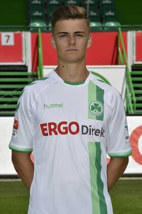14.07.2016 - SpVgg Greuther Fürth Fuerth - 2. Fußball Bundesliga BL - Saison 2016 2017 - Fototermin Porträttermin - - Daniel Steininger ( 31, SpVgg Greuther Fürth ) - Einzelbild Einzelfoto Portrait Porträt Kopfbild
