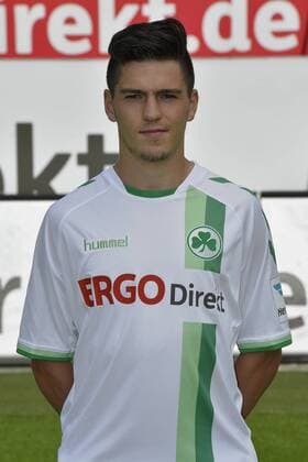 14.07.2016 - SpVgg Greuther Fürth Fuerth - 2. Fußball Bundesliga BL - Saison 2016 2017 - Fototermin Porträttermin - - Dominik Schad (35, SpVgg Greuther Fürth ) - Einzelbild Einzelfoto Portrait Porträt Kopfbild