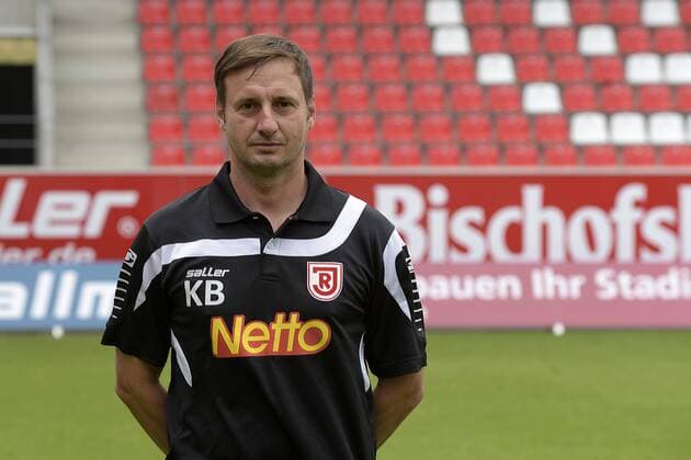 Porträttermin 2016 2017, GER, Deutschland, Continental Arena, Regensburg, 3.Liga, Liga 3, Herren, Fußball, Fussball, Saison 2016 2017, SSV Jahn Regensburg, SSV Jahn 2000, Portrait, Porträt, Vorstellung, Präsentation, Pressetermin, Einzelbild, Torwarttrainer KRISTIAN BARBUSCAK,