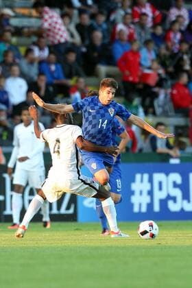 Jerome Onguene ( Frankreich ) Luka Ivanusec ( Kroatien ), Kroatien vs Frankreich, U-19-Fussball-Europameisterschaft 2016 , Fussball, 15.07.2016, Aalen Copyright: Langer Eibner-Pressefoto EP_HLR