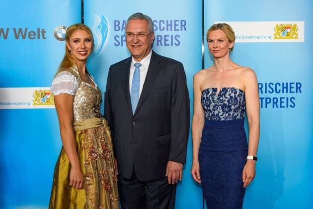 GER, Bayerische Sportpreis 2016 16.07.2016, BMW Welt, Muenchen, GER, Bayerische Sportpreis 2016, im Bild J Joachim Herrmann Alexandra Wenk und Britta Steffen nordphotoxStraubmeier