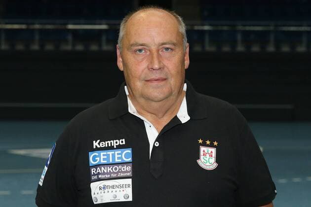 Betreuer Uli Barnikol (SC Magdeburg) - Handball Bundesliga Saison 2016-2017 offizeller Fototermin SC Magdeburg in der GETEC Arena in Magdeburg - Einzelbild,Portrait,Deutschland, Handball, Mann, Maenner,15.07.2016