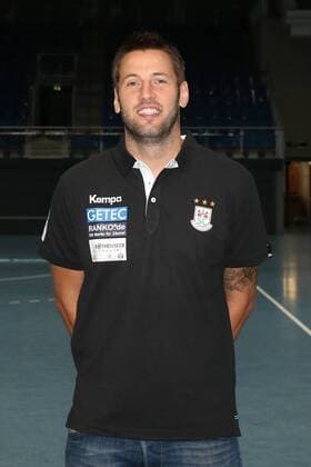 Trainer Bennet Wiegert (SC Magdeburg) - Handball Bundesliga Saison 2016-2017 offizeller Fototermin SC Magdeburg in der GETEC Arena in Magdeburg - Einzelbild,Portrait,Deutschland, Handball, Mann, Maenner,15.07.2016