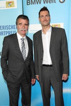Heiner Brand, Carsten Lichtlein, Bayerischer Sportpreis 2016 in der BMW Welt in Muenchen am 16.07.2016