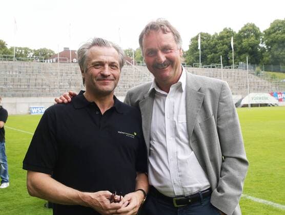 Wuppertaler SV Legenden - Bundesligaallstars, 16.07.2016 -- Wolgang Jerat (EX Trainer Wuppertaler SV links) und Peter Neururer
