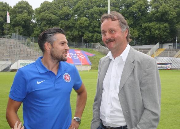 Wuppertaler SV Legenden - Bundesligaallstars, 16.07.2016 -- Gaetano Manno ( Wuppertaler SV ( links) und Peter Neururer ( Tainer der BL Allstars)