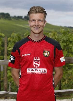 Matthias Stüber 8SG) . Fototermin SG Sonnenhof Grossaspach 2016-2017 . Großaspach, GER, 15.07.2016 ,Fussball 3. Liga 2016 2017.