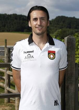 Teamkoordinator Nebih Azemi (SG) . Fototermin SG Sonnenhof Grossaspach 2016-2017 . Großaspach, GER, 15.07.2016 ,Fussball 3. Liga 2016 2017.