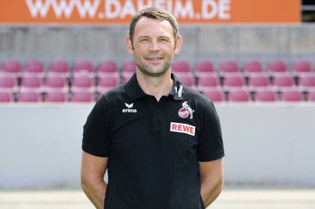 Porträt: Fußball, GER, 1.BL Bundesliga, Porträttermin 2016 2017, 1.FC Köln: Leiter Physiotherapie & Rehabilitation Klaus Maierstein (FC Köln). Einzelbild, Portrait, Porträt.