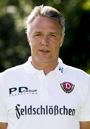 Fußball, 2. Liga, Saison 2016 2017, SG Dynamo Dresden, Porträttermin, Dienstag (19.07.2016). Trainer Uwe Neuhaus. RM001