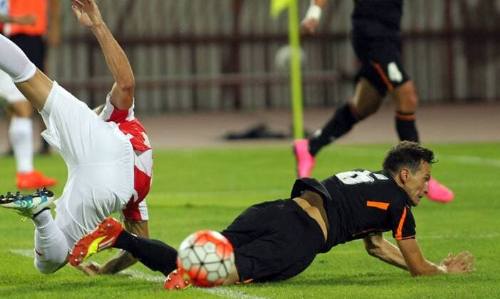 19.07.2016 Belgrade(Serbia) FK Crvena Zvezda(FC Red Star)-FC Valletta UEFA Champions League qualify 2nd leg men s football Juan Cruz Gill (r) FC Valletta : 