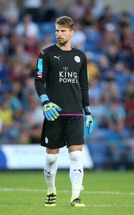 Leicester City s Ron-Robert Zieler in action during the Pre-Season Friendly match at the Kassam Stadium, Oxford. Picture date July 19th, 2016 Pic David Klein Sportimage EDITORIAL USE ONLY. No use with unauthorised audio, video, data, fixture lists, club league logos or live services. Online in-match use limited to 120 images, no video emulation. No use in betting, games or single club league player publications.