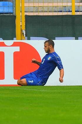 Torjubel des Torschuetzen Federico Dimarco (ITA). Deutschland, Mannheim: Fussball, UEFA Under19 Championship Halbfinale: England vs Italien am 21.07.2016, Carl-Benz-Stadion.