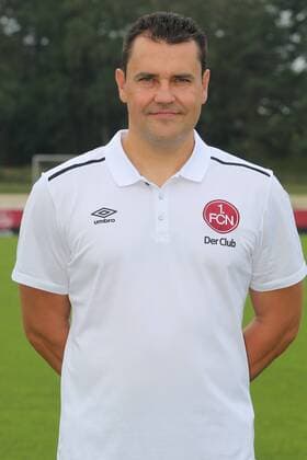 21.07.2016 - 1. FC Nürnberg FCN - 2. Fußball Bundesliga BL - Saison 2016 2017 - Fototermin Porträttermin - MWei - Gubov Milan (Physiotherapeut 1.FC Nürnberg FCN ) - Einzelbild Einzelfoto Portrait Porträt Kopfbild