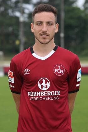 21.07.2016 - 1. FC Nürnberg FCN - 2. Fußball Bundesliga BL - Saison 2016 2017 - Fototermin Porträttermin - MWei - Kevin Möhwald Moehwald (14, 1. FC Nürnberg FCN ) - Einzelbild Einzelfoto Portrait Porträt Kopfbild
