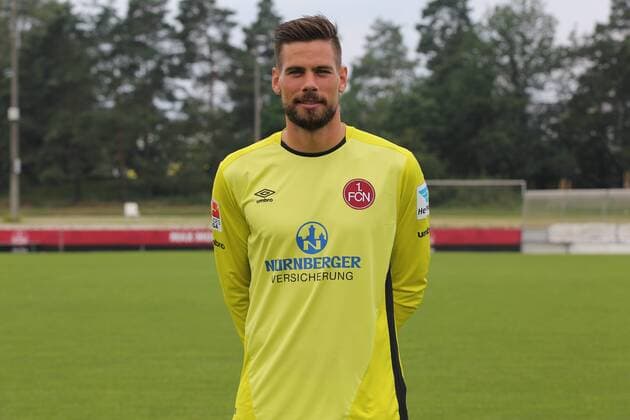 21.07.2016 - 1. FC Nürnberg FCN - 2. Fußball Bundesliga BL - Saison 2016 2017 - Fototermin Porträttermin - MWei - Thorsten Kirschbaum (26, 1. FC Nürnberg FCN ) Einzelbild Einzelfoto Portrait Porträt Kopfbild